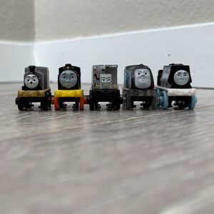 Lot of Thomas Minis